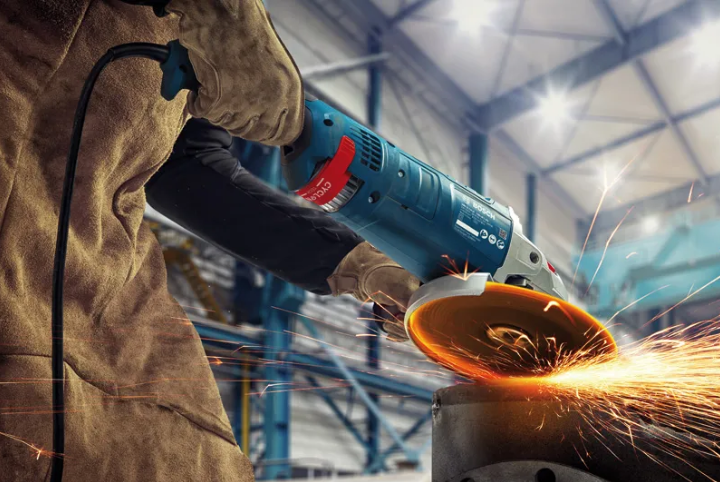 Угловая шлифмашина Bosch GWS 24-230 JZ Professional (2400 Вт, 230 мм) 06018C3300 фото