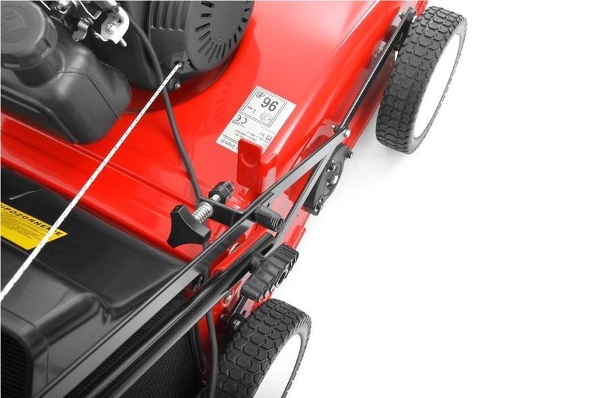 Аератор бензиновий HECHT S 390 H із двигуном Honda hechtS390h фото