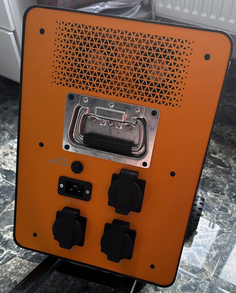 Зарядная станция Zegor YC3600 (3600 Вт) YC3600 фото