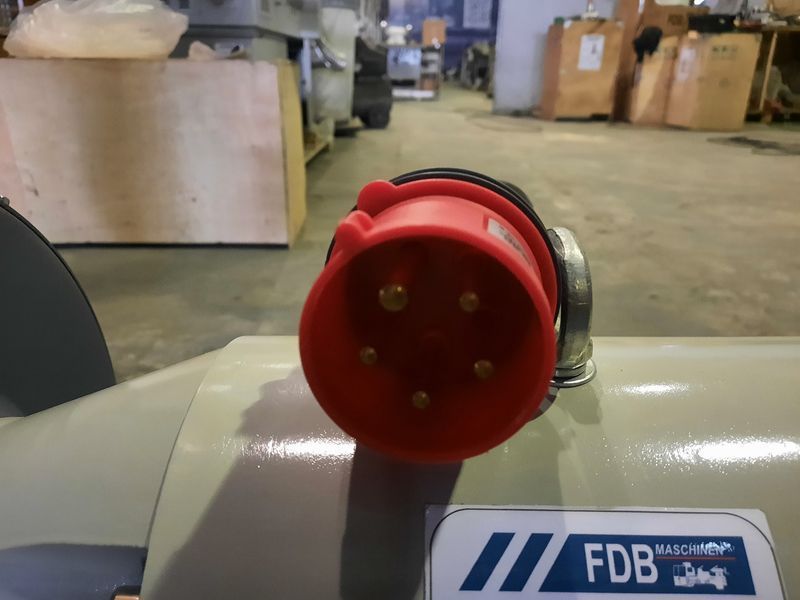 Заточувальний верстат FDB Maschinen LT-900 827700 фото