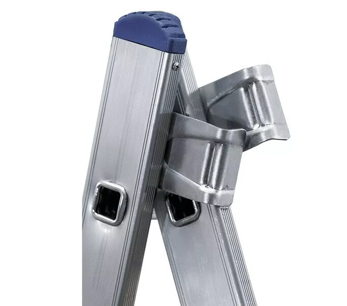 Алюминиевая трехсекционная лестница VIRASTAR TRIOMAX VTL036 (3x6 ступеней) VTL036 фото