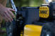 Газокосарка акумуляторна самохідна DeWALT DCMWSP156W2 DCMWSP156W2 фото 11