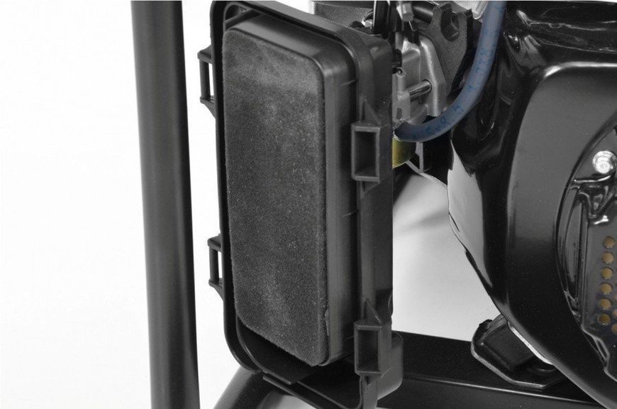 Генератор бензиновий однофазний HECHT GG 3300W HECHT3300W фото
