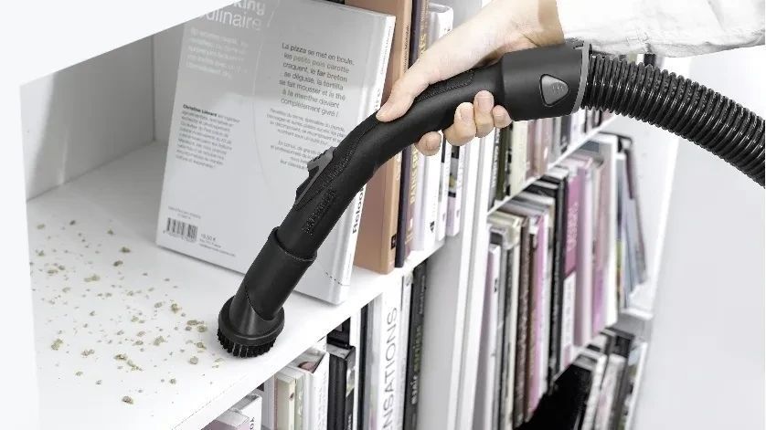 Пылесос для сухой уборки без мешка Karcher VC 3 Premium (1.198-135.0) 1.198-135.0 фото