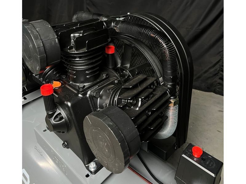 Поршневий компресор Mast TB90/300L 400V TB90/300L фото