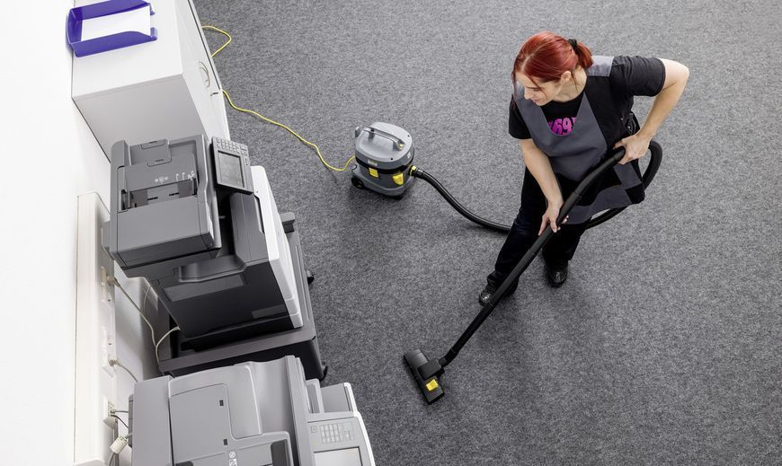 Пылесос сухой уборки Karcher T 11/1 Classic HEPA 1.527-199.0 фото